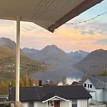 Cozy By Fjord And Northern Lights Opportunities Apartment
