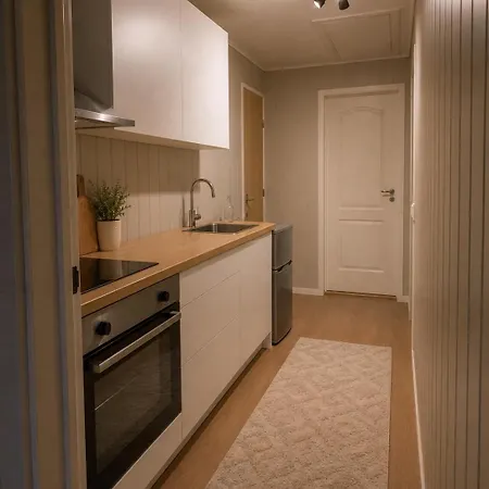 Newly Renovated Fjord View Retreat 20 Min From Tromsø